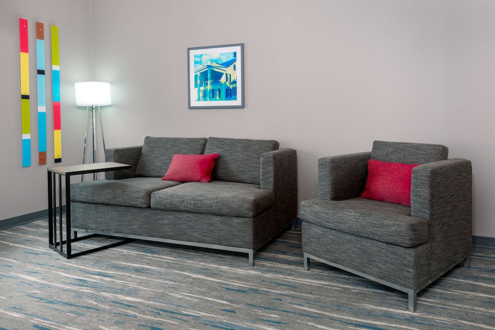 Hampton Inn & Suites Hartford Farmington - photo 19