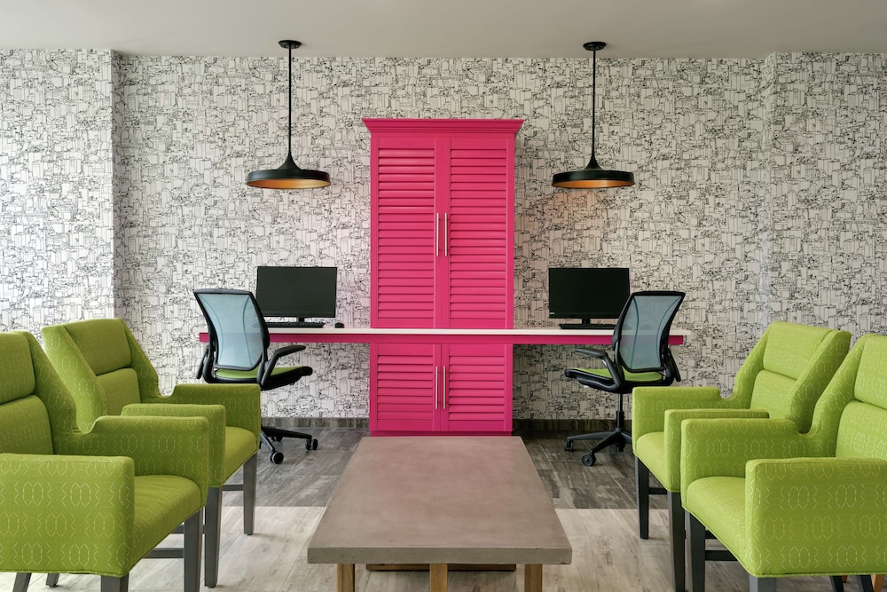 Home2 Suites by Hilton Norfolk Airport - photo 2