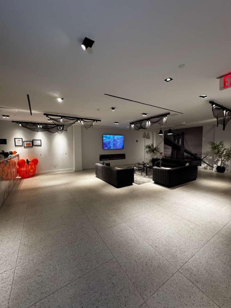 Nova Hotel Brooklyn - photo 6