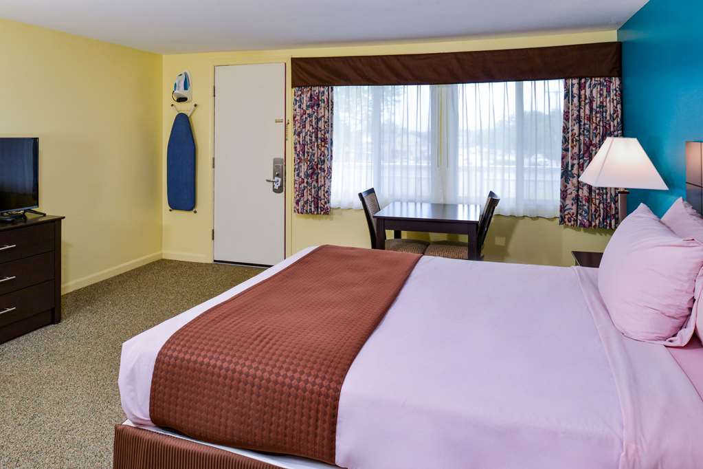 Rodeway Inn Orleans Cape Cod - photo 23