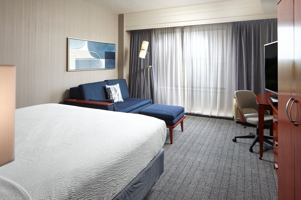 Courtyard by Marriott Winchester - photo 12