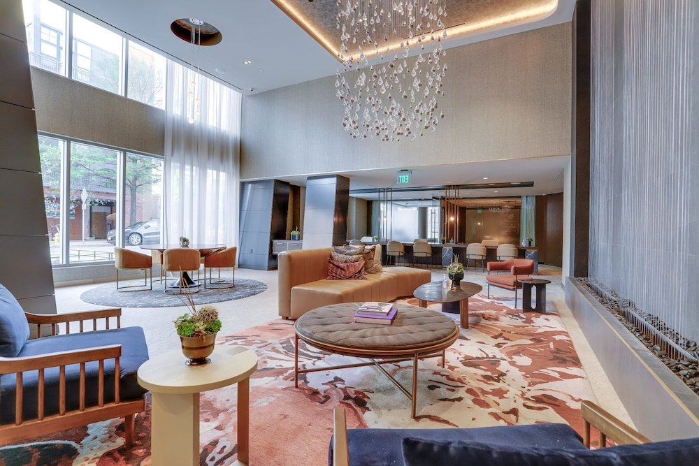 Gorgeous 1 Bedroom At Clarendon With Gym and Rooftop — 4-Star Luxury Hotel in Arlington, United States