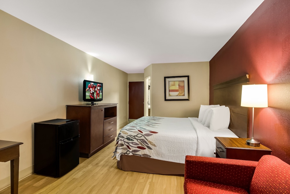 Red Roof Inn Nashville Music City - photo 17