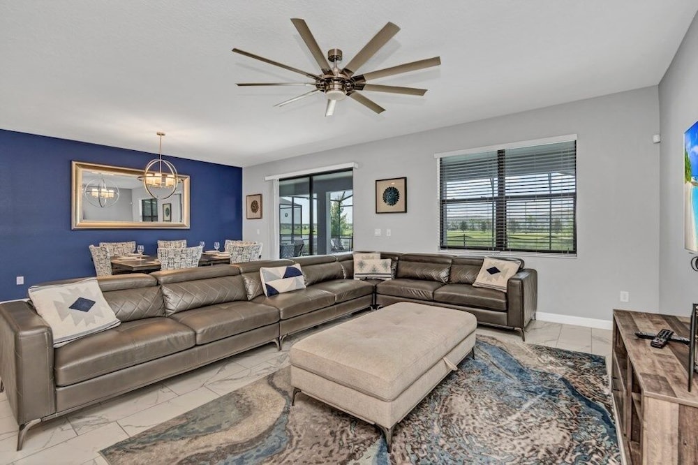 Storey Lake Resort 9 Bed Game theater Room 9 Bedroom Home by RedAwning - photo 33