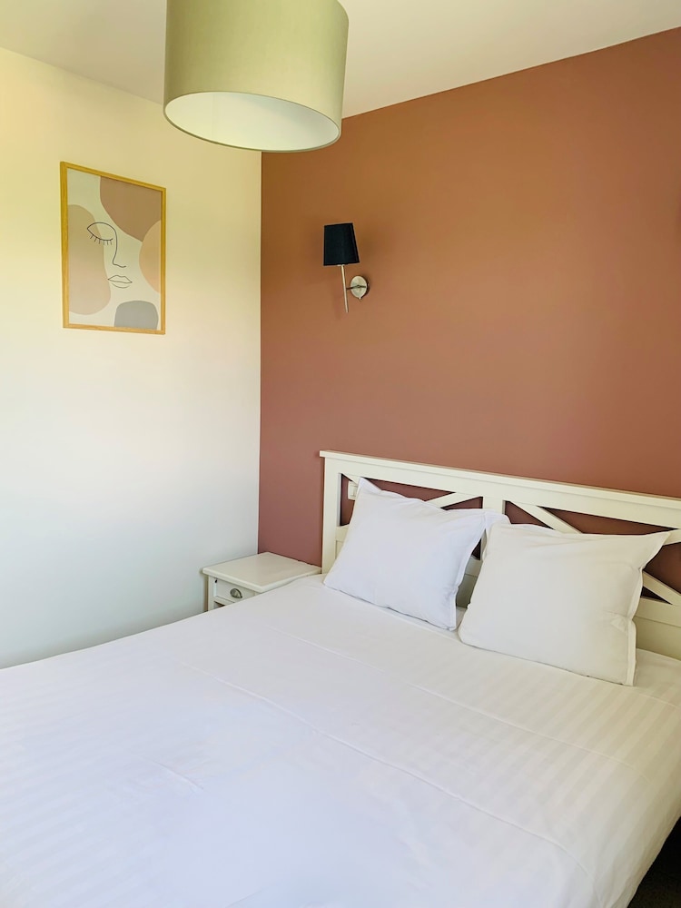 Maisons du Golf de la Cabre D'or Ateya — hotel in Cabries