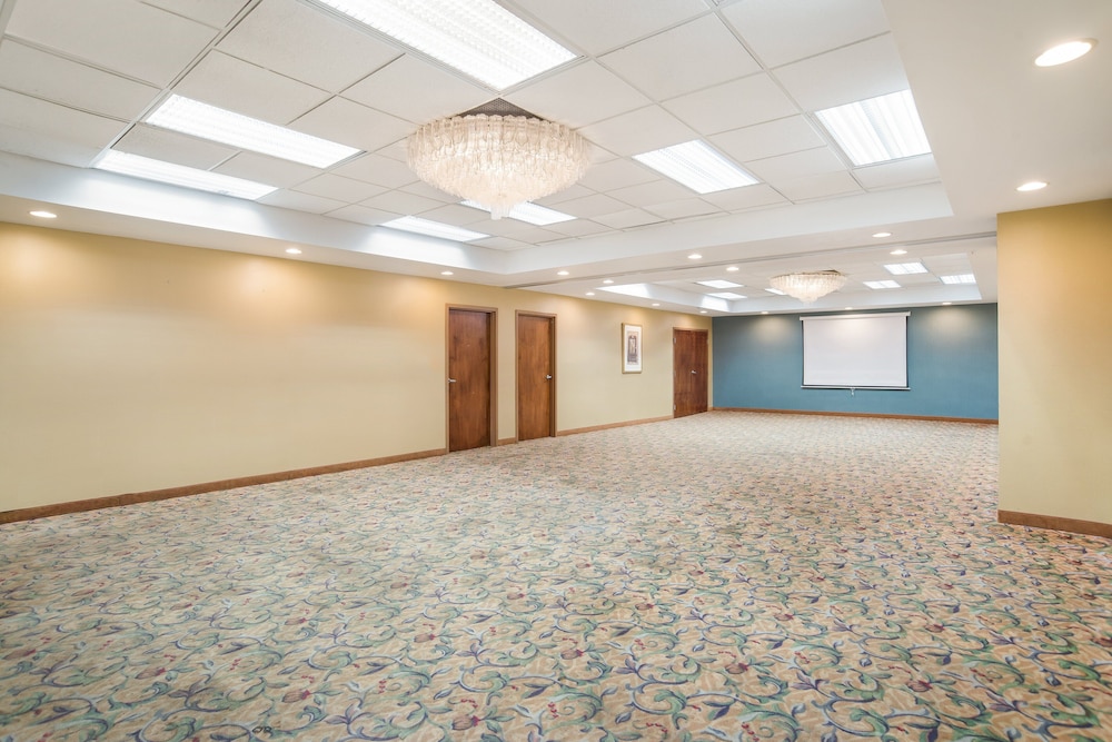 Red Roof Inn Baltimore South Glen Burnie - photo 29