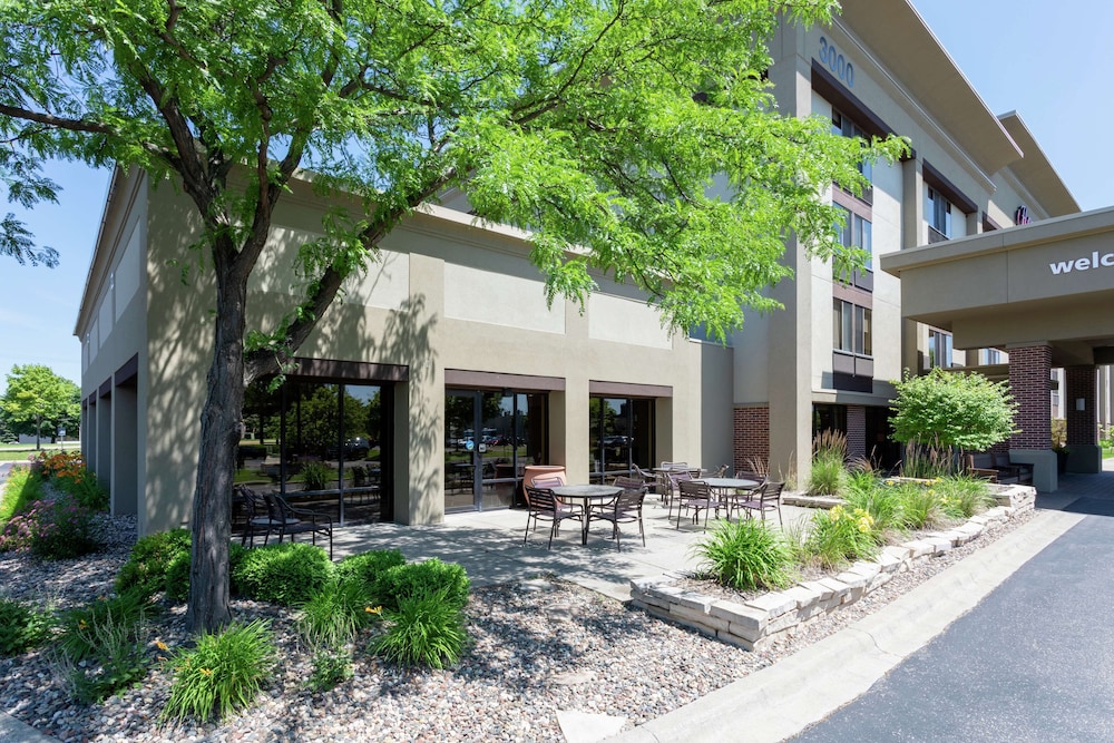 Hampton Inn by Hilton Minneapolis Eagan - photo 43