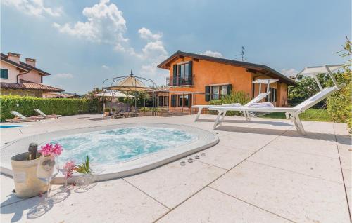 Nice Home In Fumane Vr — 5-Star Luxury Hotel in Fumane, Italy