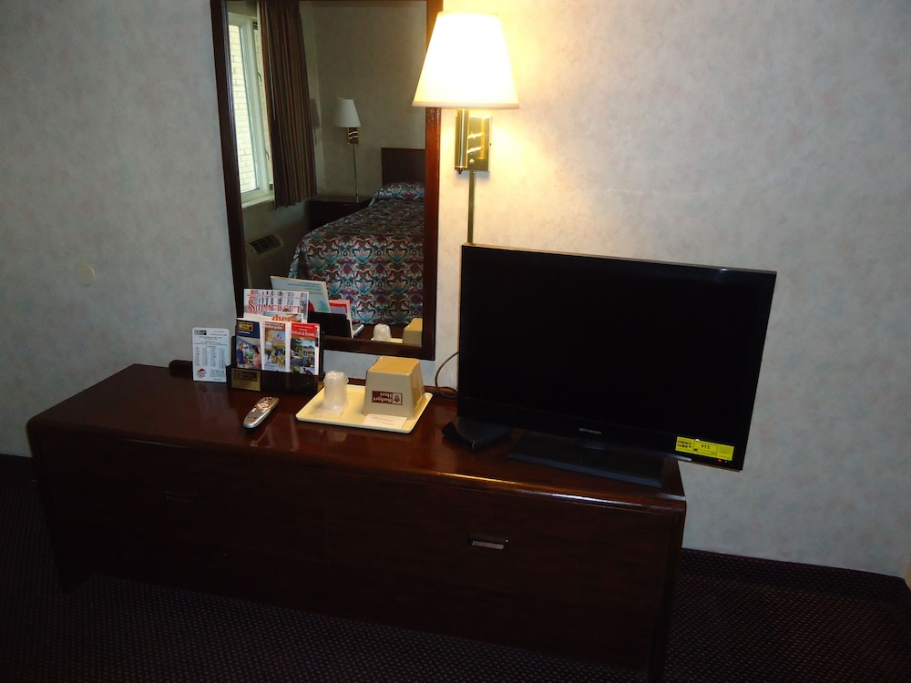 Budget Host Inn Somerset - photo 26
