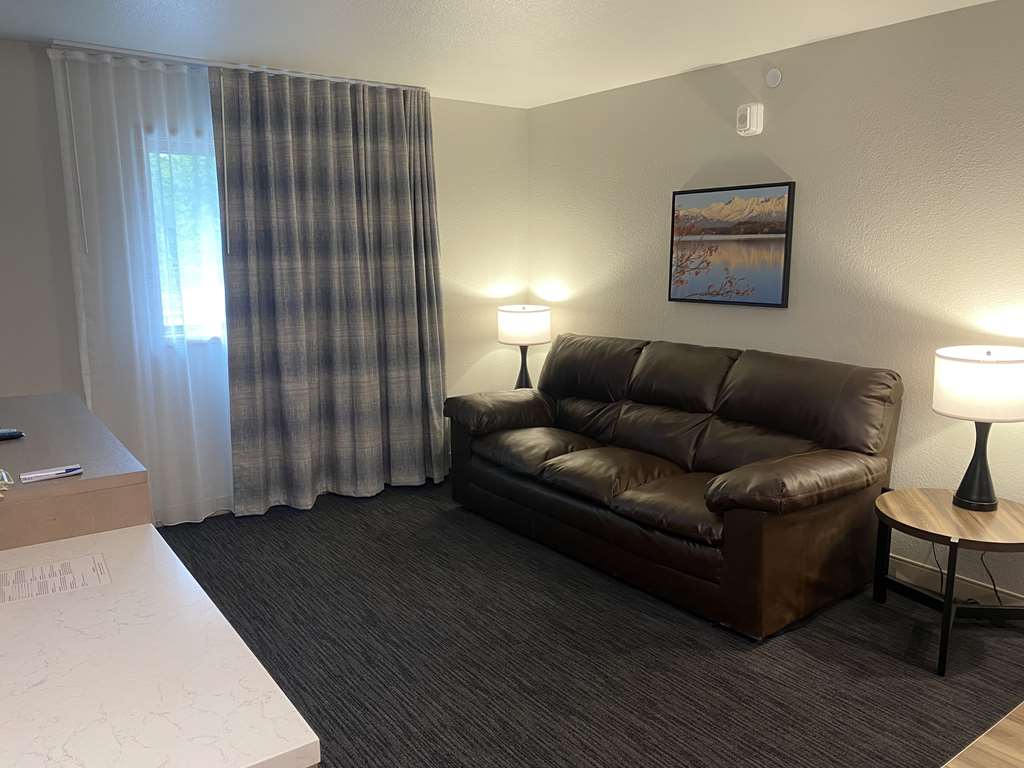 Best Western Lake Lucille Inn - photo 6