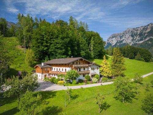 Alpenwohnen Pletzerlehen — 5-Star Luxury Hotel in Ramsau, Germany