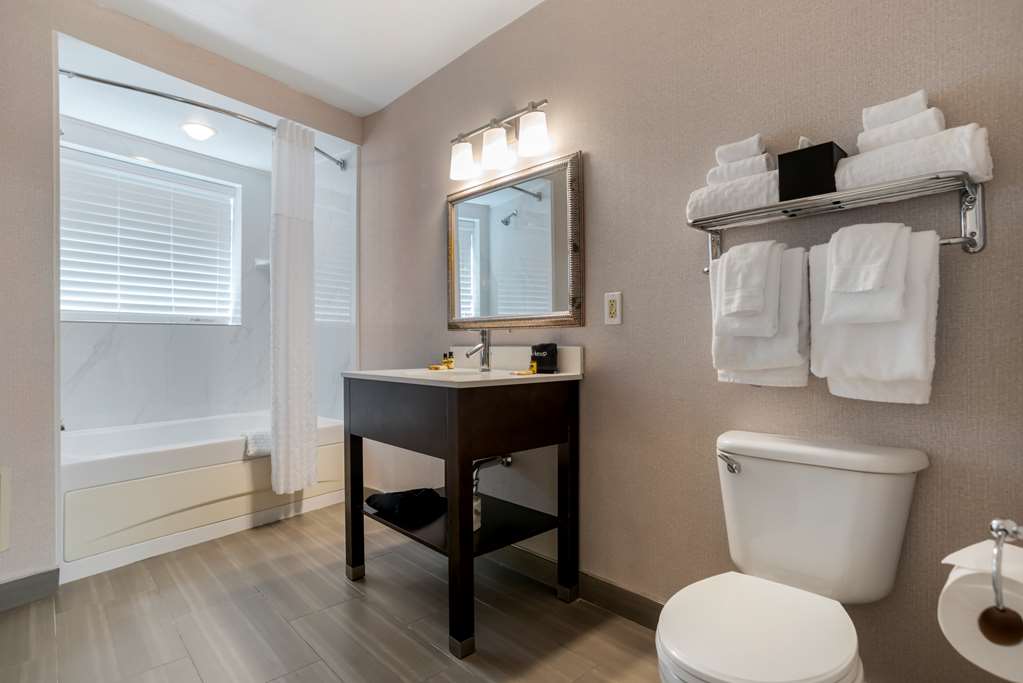 Best Western Plus St. Christopher Hotel - photo 30