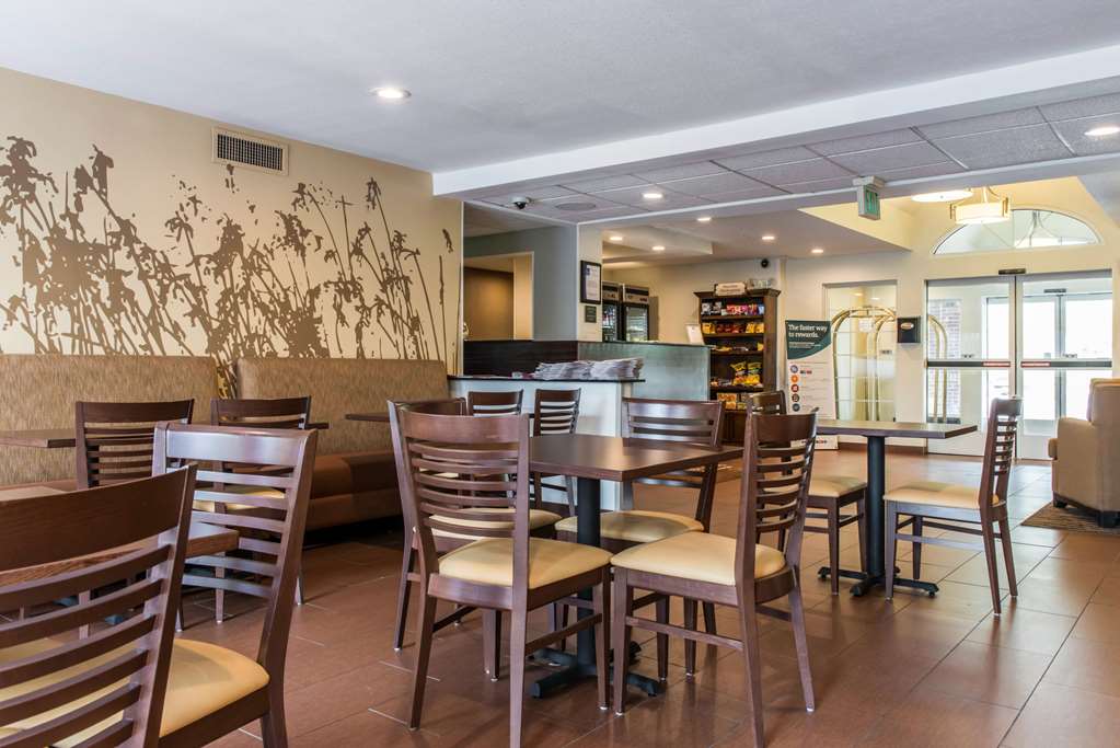 Sleep Inn & Suites Pittsburgh Airport - photo 18