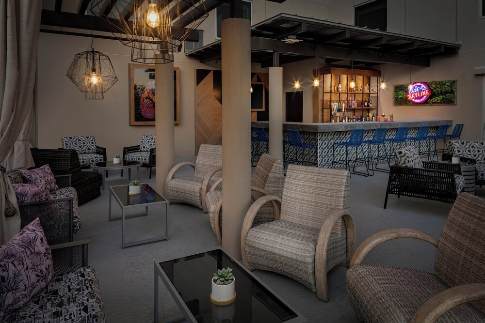Hotel Indigo Austin Downtown University by IHG - photo 70