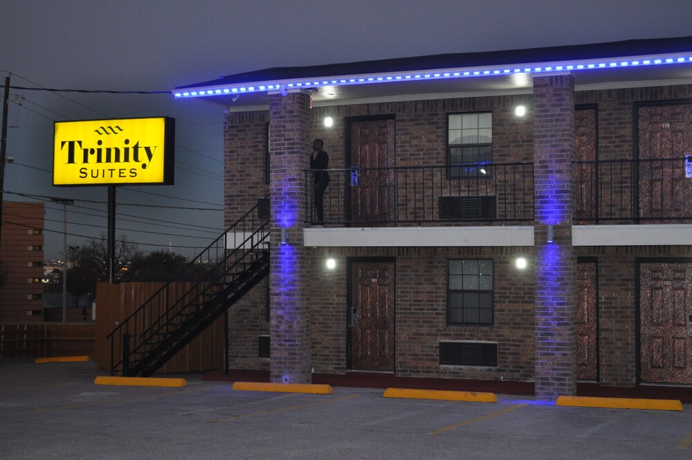 Trinity Suites Downtown Dallas - photo 19