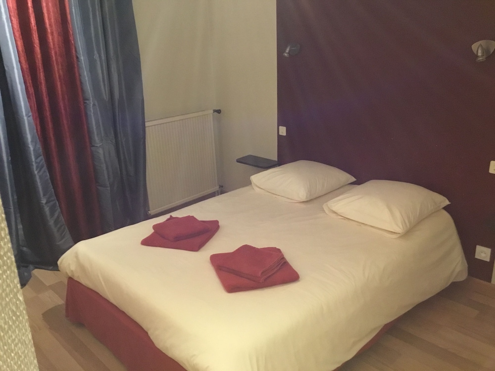 La Ch taigneraie — hotel in Largentiere