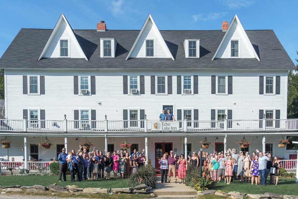 Echo Lake Inn - photo 3