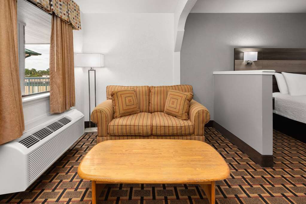 Ramada Limited San Angelo - photo 42