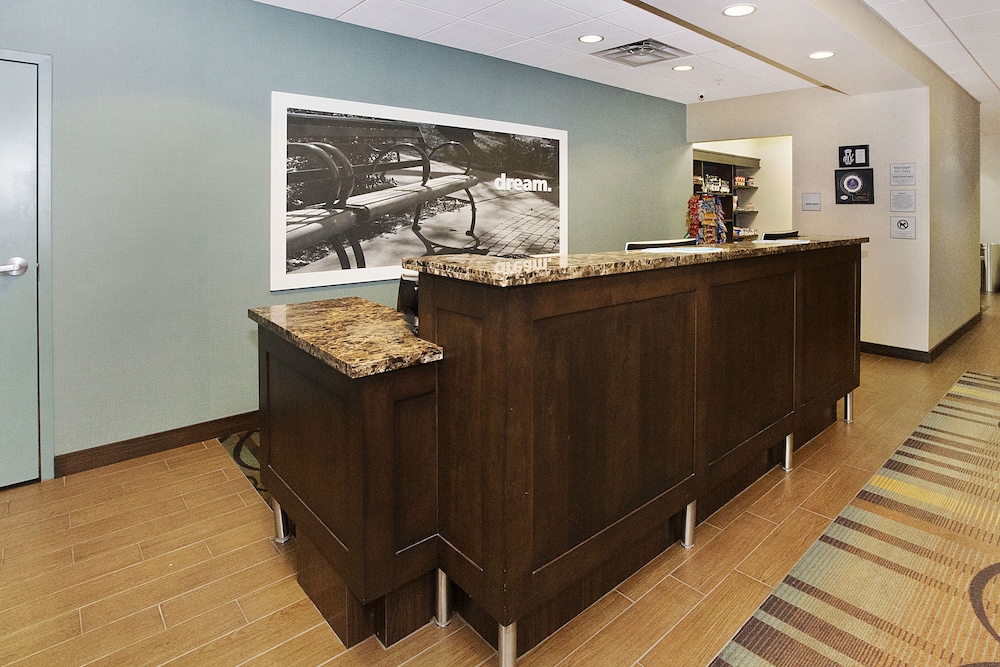 Hampton Inn Pittsburgh Bridgeville - photo 5