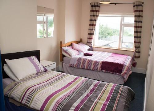 Sive Hostel — 4-Star Luxury Hotel in Cahersiveen, Republic of Ireland