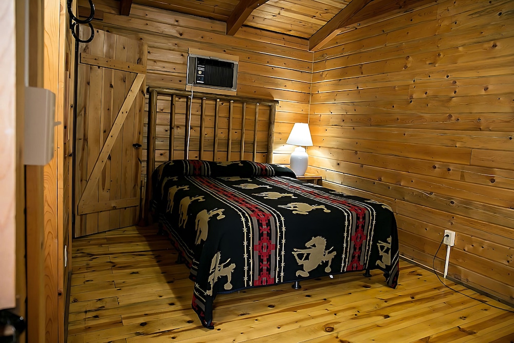 Holy Smoke Resort - photo 19