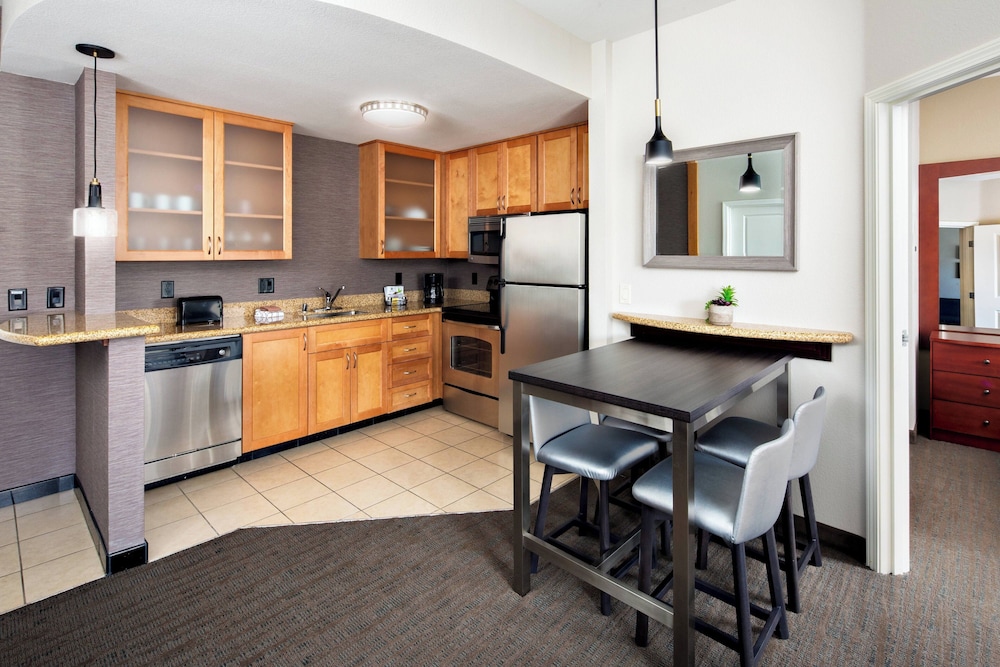 Residence Inn Phoenix NW Surprise - photo 9