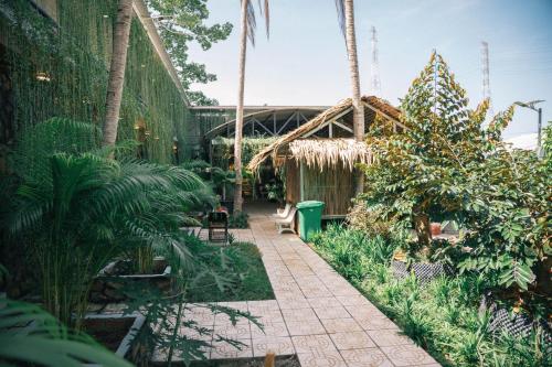 Homestay Bến Tre — 4-Star Luxury Hotel in Ben Tre, Vietnam