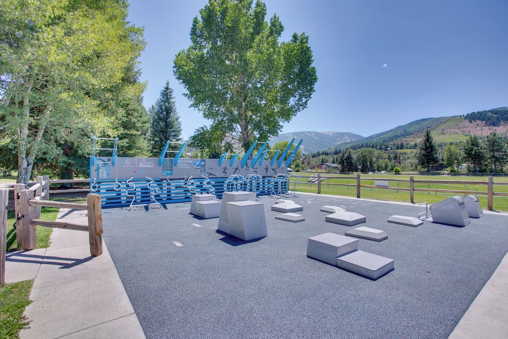 Renovated Avon Condo 5 Mins To Beaver Creek Resort - photo 16