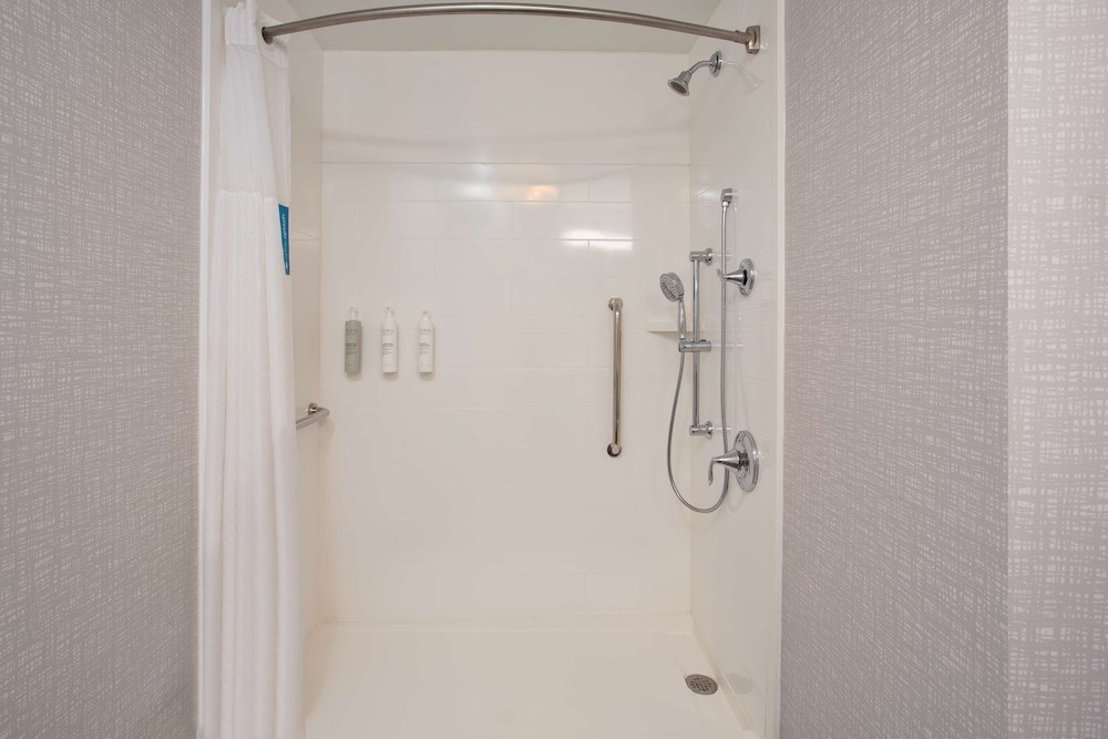 Hampton Inn & Suites Lady Lake The Villages - photo 24