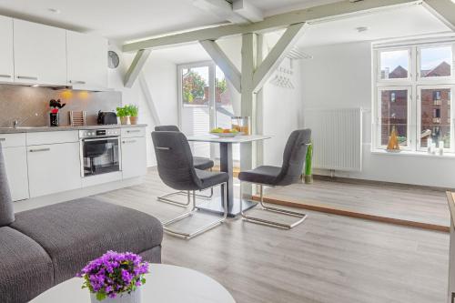 Gutshaus No4 — 4-Star Luxury Hotel in Heiligenhafen, Germany