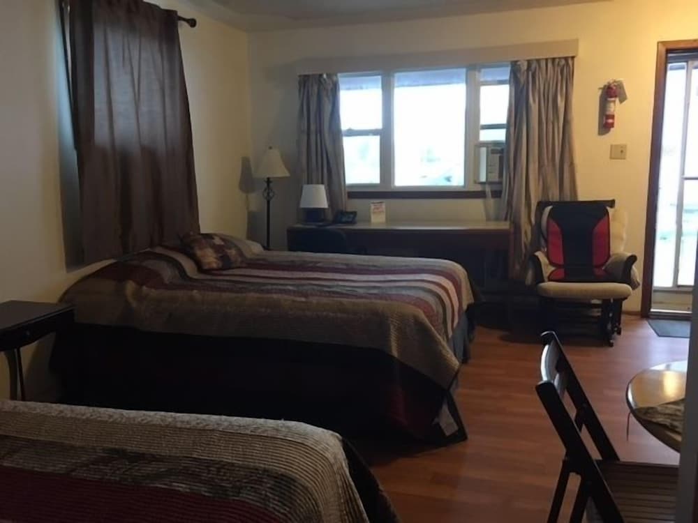 Old Country Motel in Thunder Bay, Canada