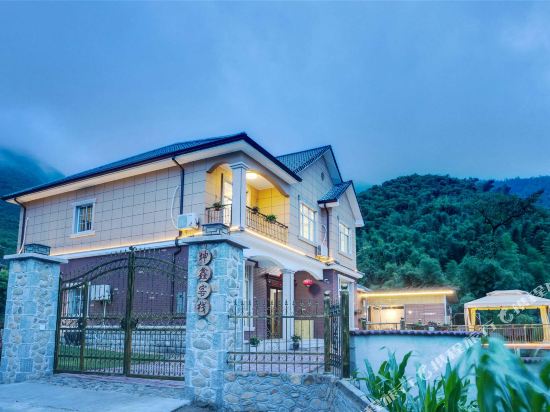Kunxin Inn - carbon neutral hotel in Deqing