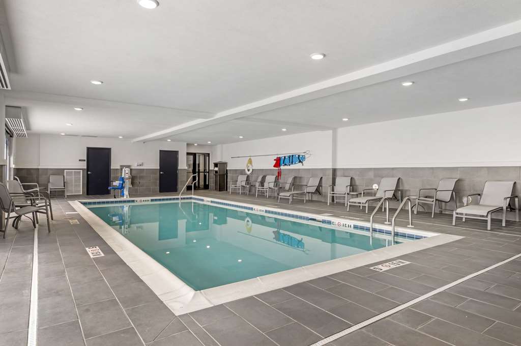 Comfort Inn & Suites Clarksville Louisville North - photo 32