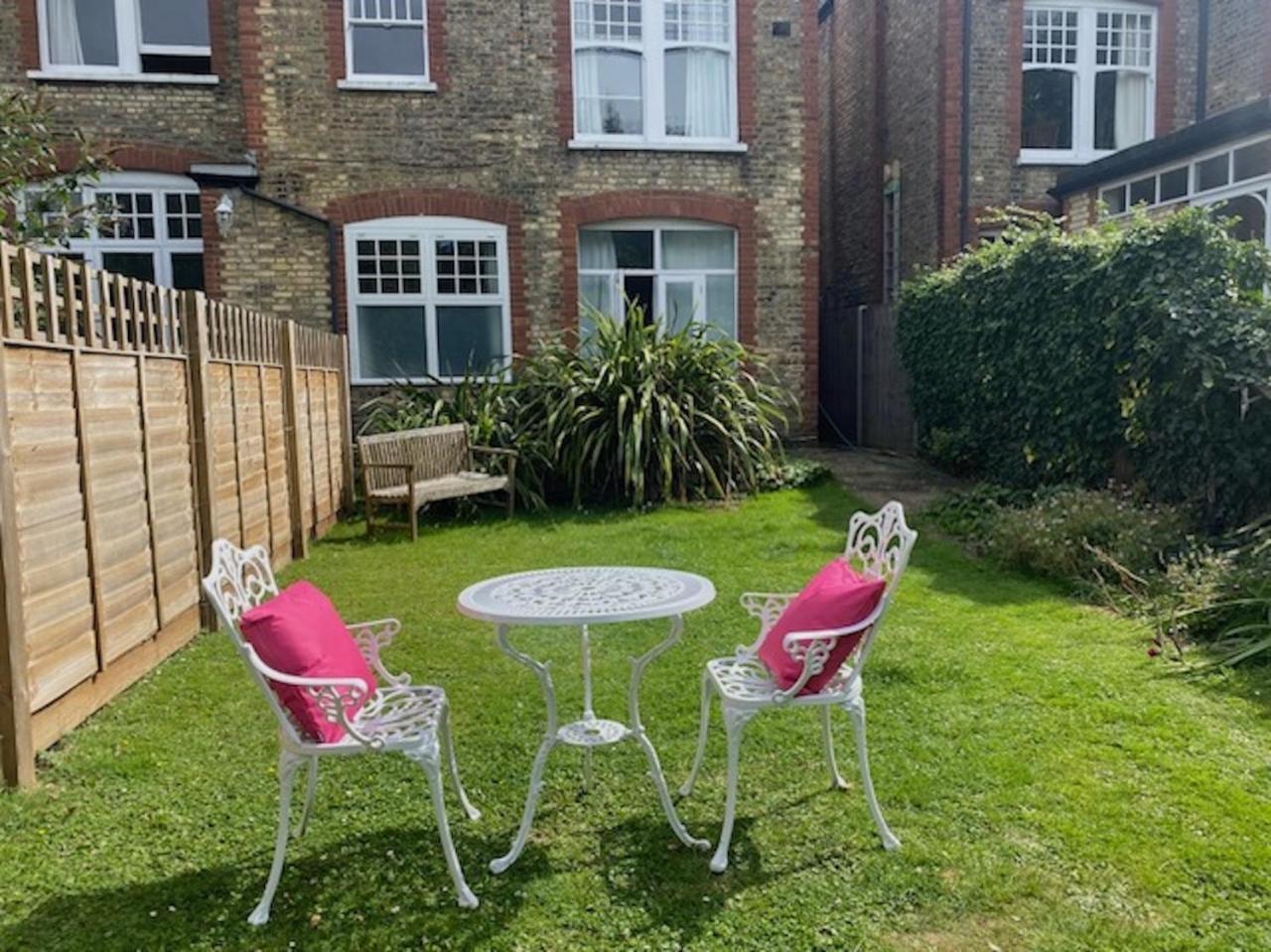 Beautiful one bed garden flat in Muswell hill — 4-Star Luxury Hotel in London, United Kingdom