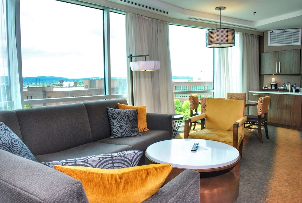 Doubletree By Hilton Reading - photo 34