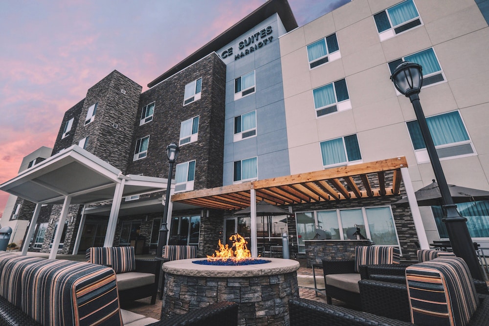 TownePlace Suites Toledo Oregon - photo 29