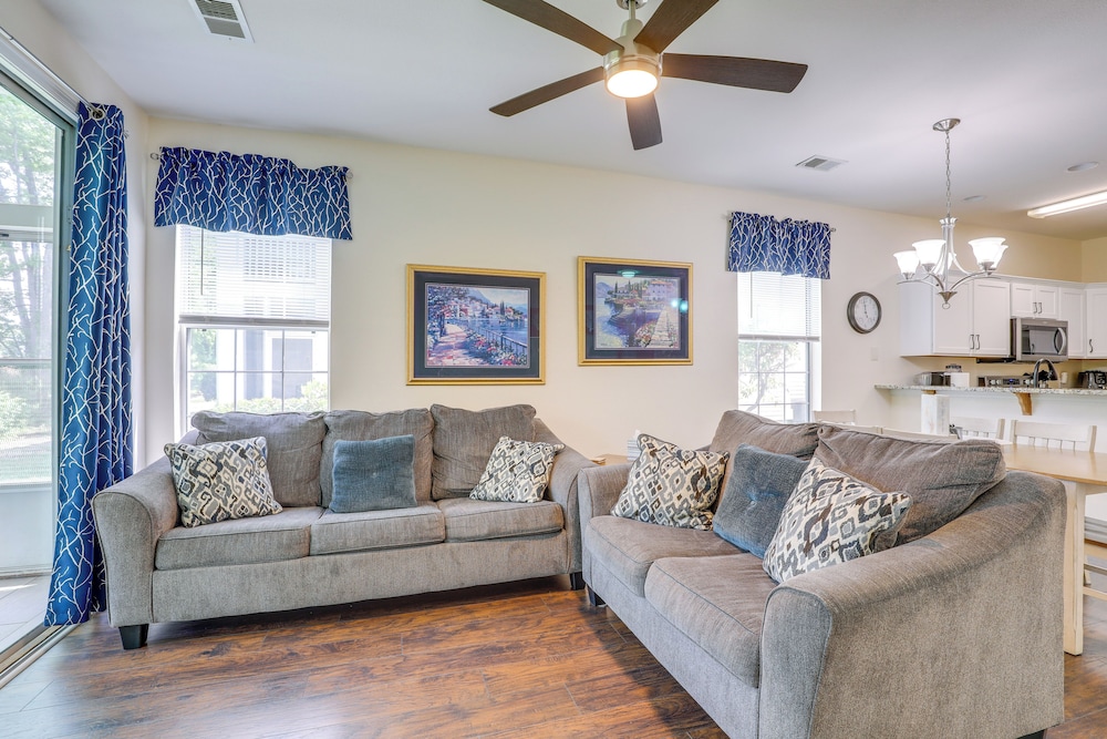 Ground Floor Myrtle Beach Condo with Community Perks — 4-Star Luxury Hotel in Myrtle Beach, United States