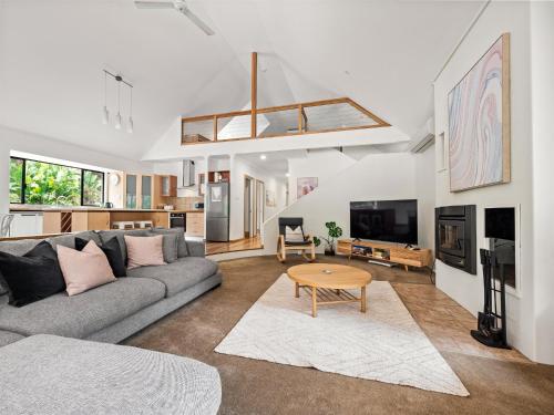 The Farm Guest House — 4-Star Luxury Hotel in Cowaramup, Australia