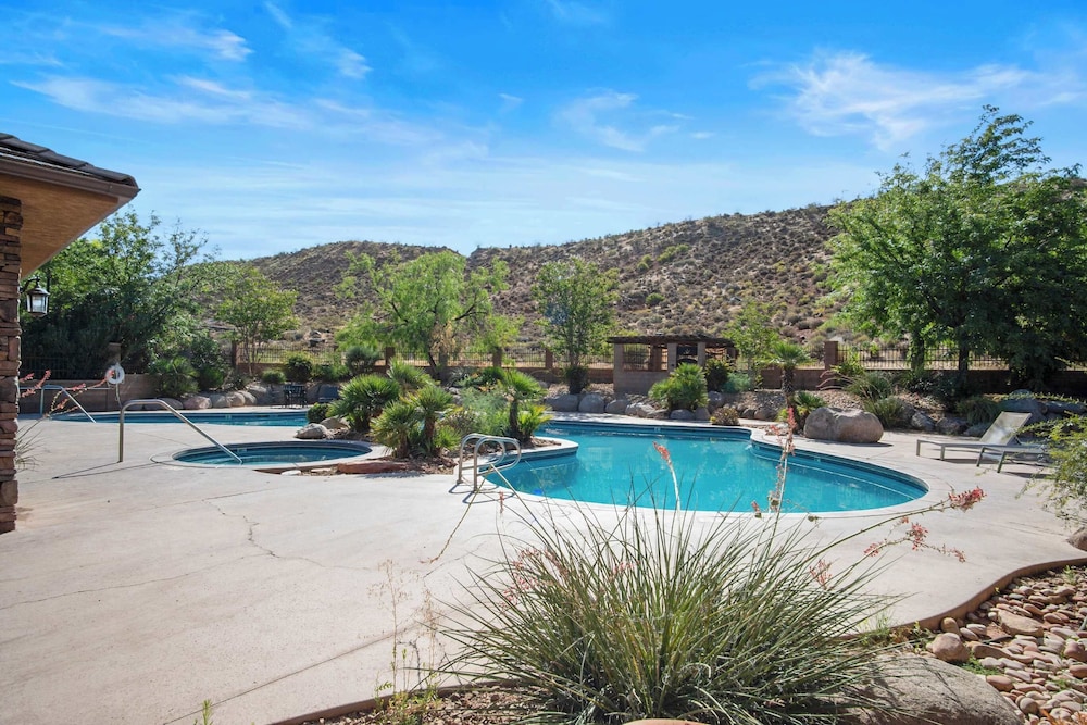 Vintage Desert 5 BDR w Resort Amenities - photo 31