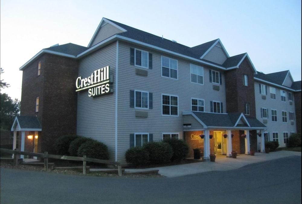 CrestHill Suites Albany