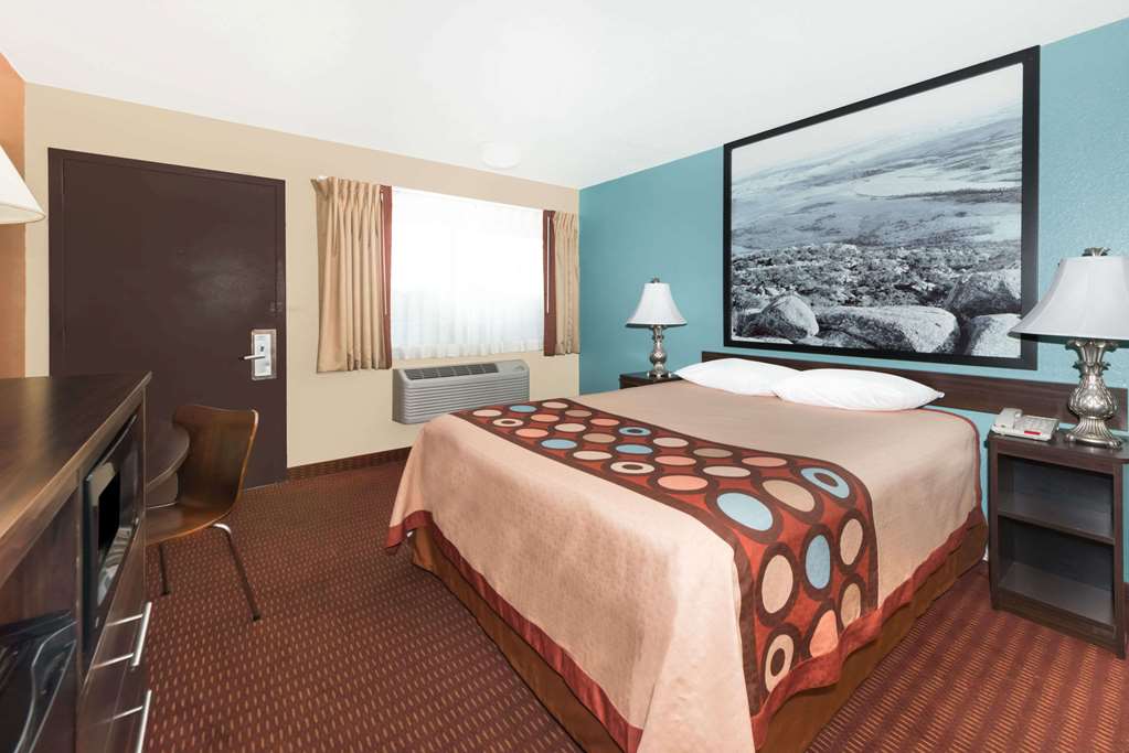 Super 8 by Wyndham Midwest City OK - photo 13