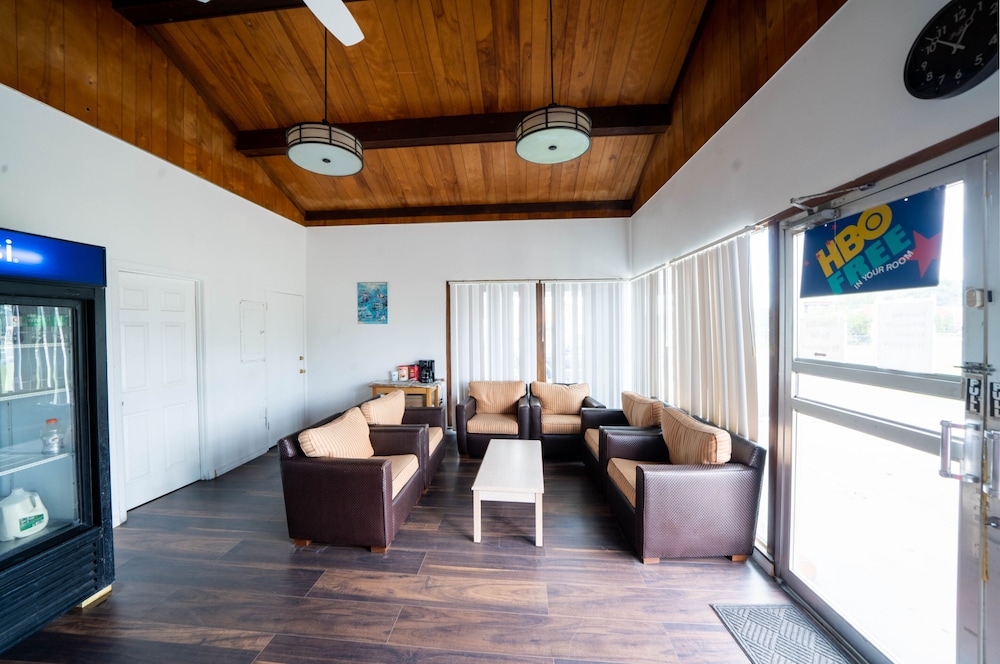 Oyo Hotel Ocala Fl I 75 - photo 4