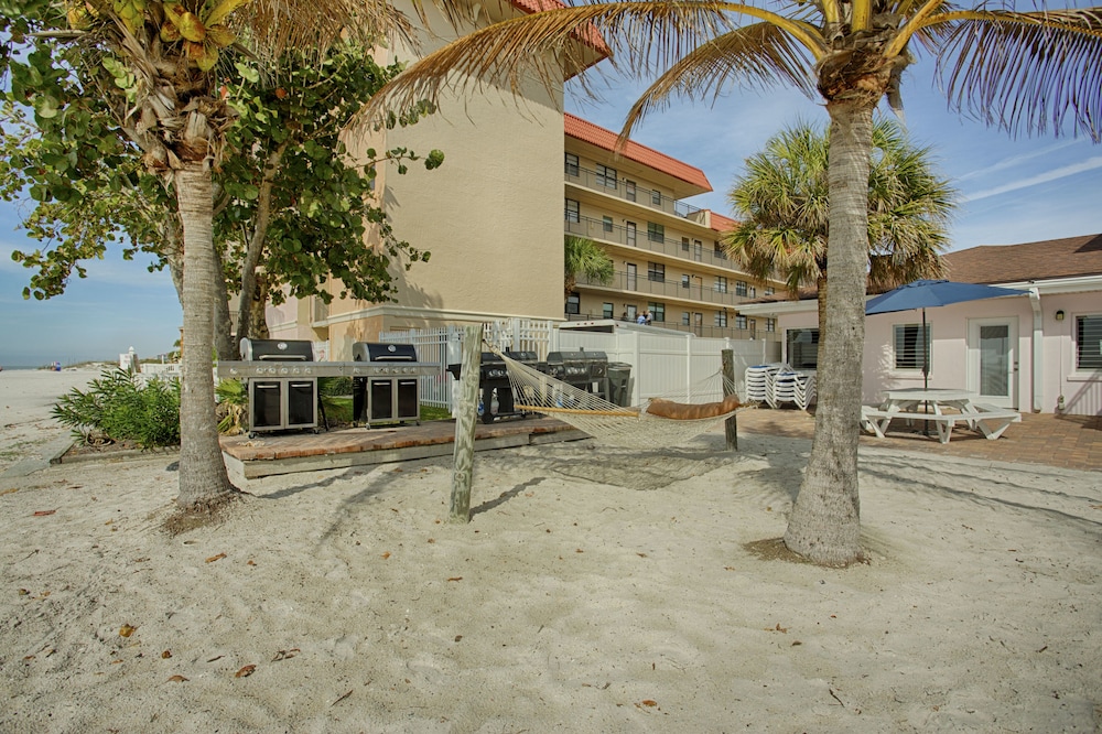 Hotel Sol - photo 39