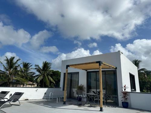 Appartement moderne face à la mer — 4-Star Luxury Hotel in Mahebourg, Mauritius