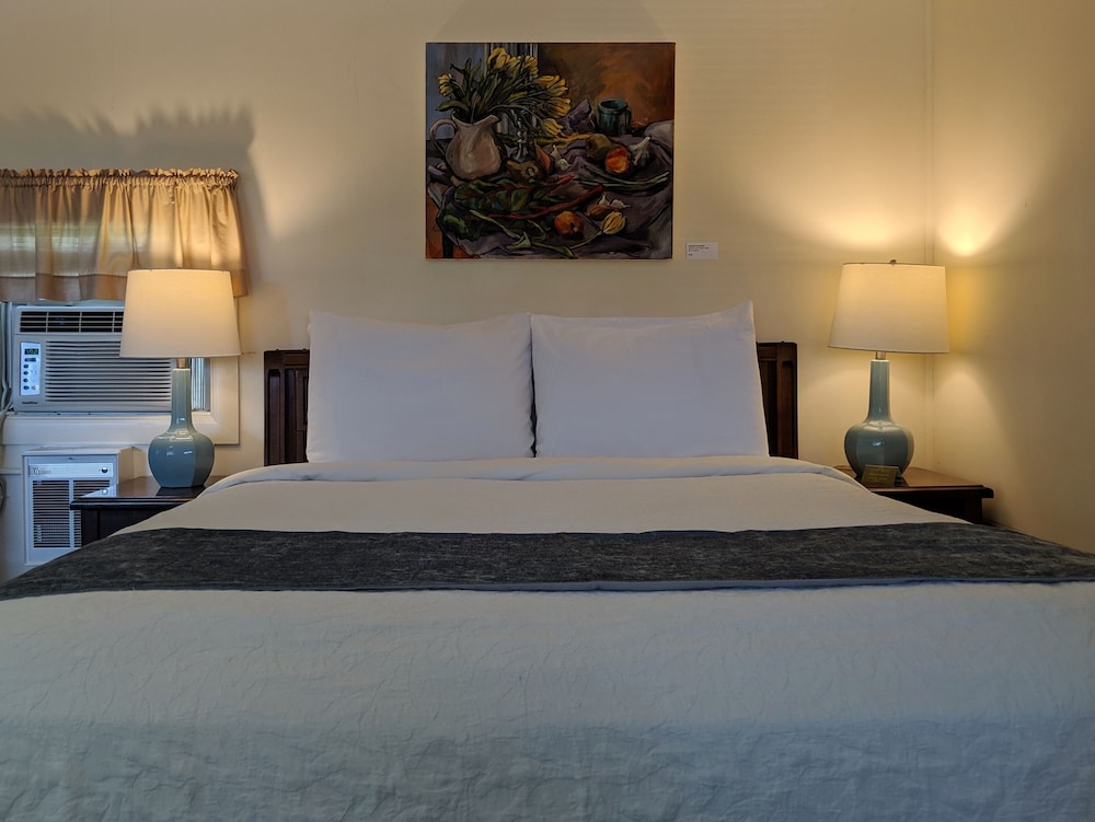 Harwood Hill Motel - photo 12