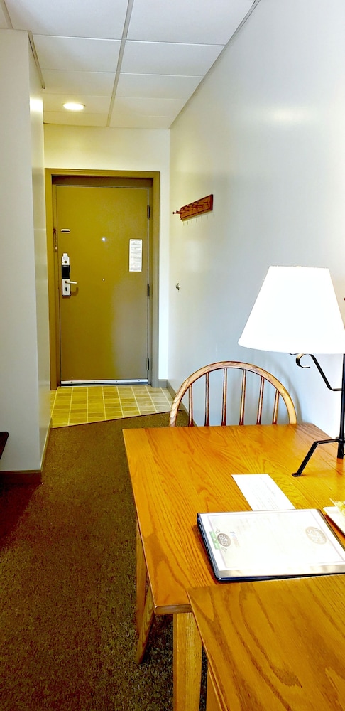 Lodging on the Square - photo 31