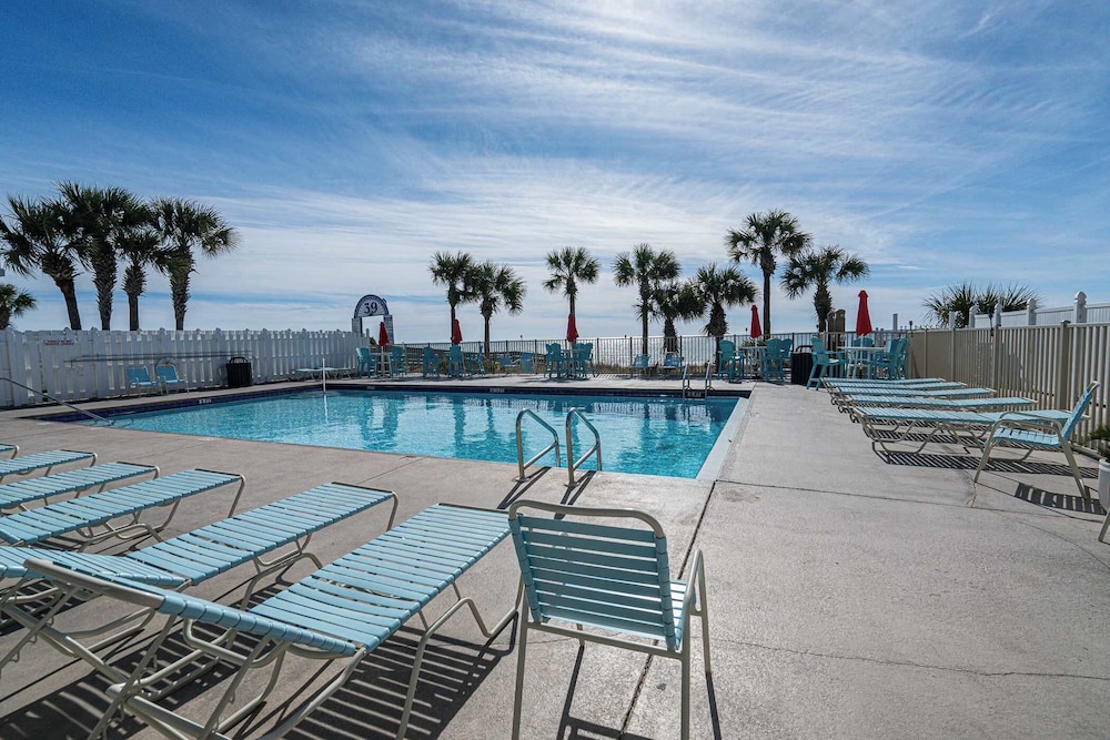 The Turtle Nest Resort Condo w Pool - photo 13