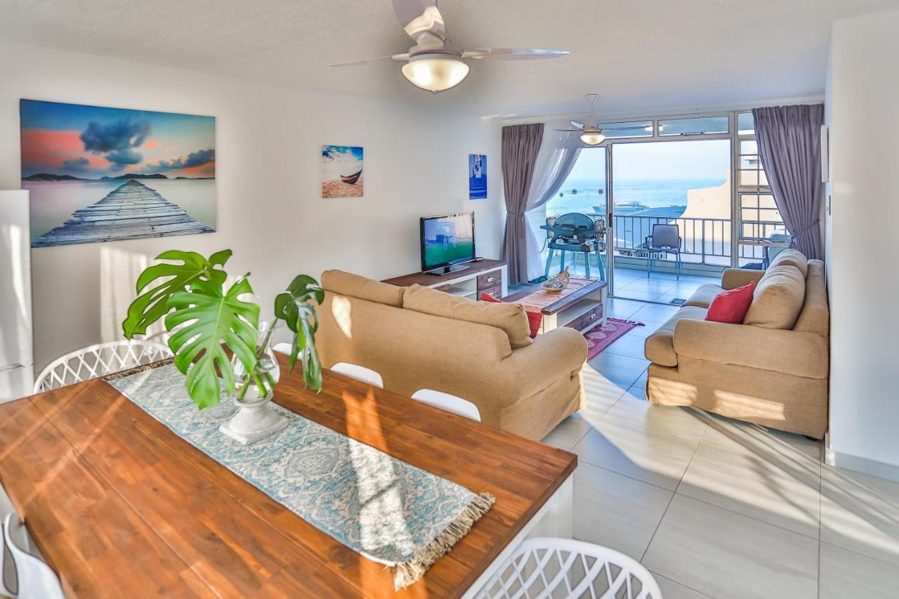 302 Kenwyn on Sea Luxury Beachfront Getaway — 4-Star Luxury Hotel in Ballito, South Africa