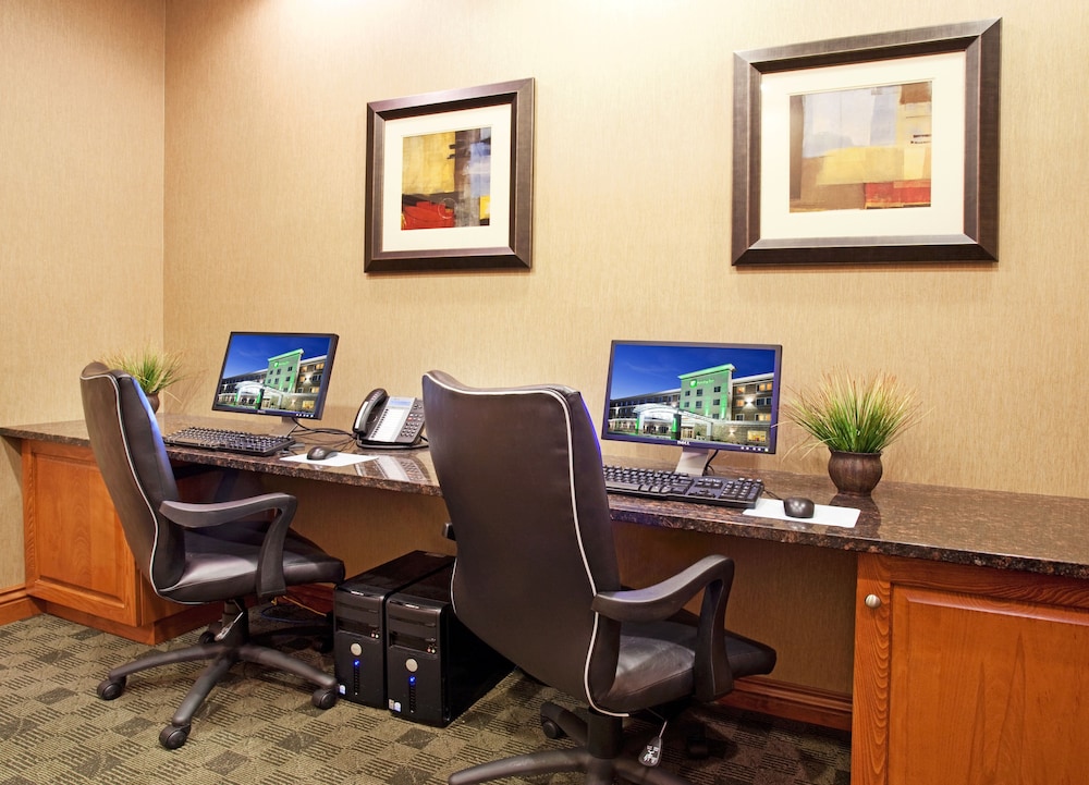 Holiday Inn Casper East Medical Center by IHG - photo 32