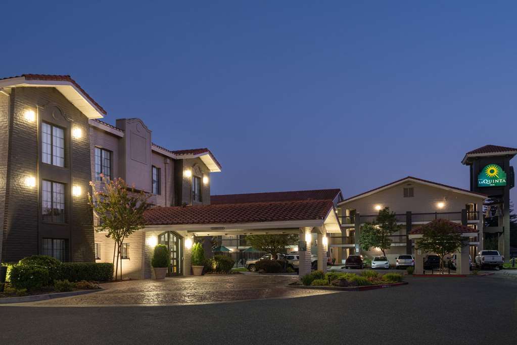 La Quinta Inn by Wyndham Sacramento North - photo 3